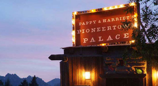 PappyHarrietsPioneertownPalace